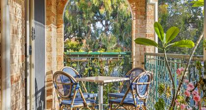 3bdr Sauna Pool Gym Parking