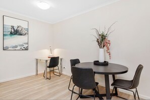 Hus | 1 soverom og skrivebord