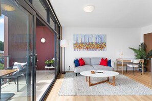 1 bedroom - 1bdr Parking on Beaufort Street (Perth)