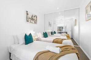 2 bedrooms