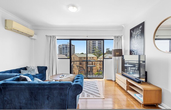 2 bedrooms