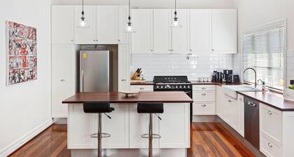 Hyde Seek Parkside Family Stay