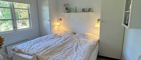2 dormitorios, tabla de planchar con plancha, wifi gratis