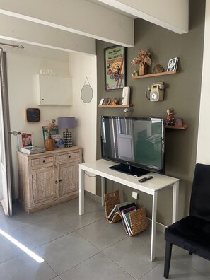 Interior - Sète town center, 3-bedroom duplex apartment pets welcome (Sète)