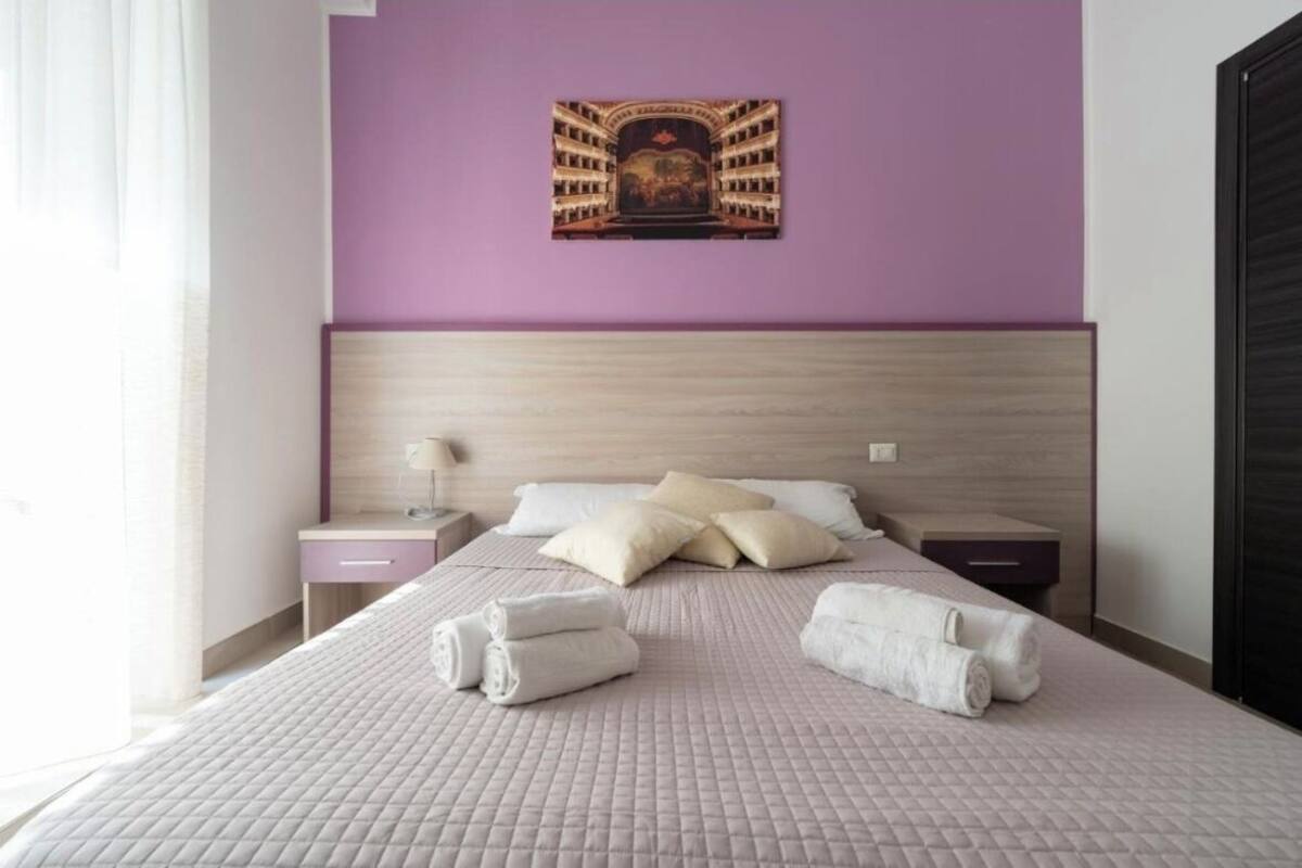 Deluxe Double or Twin Room, Balcony | Desk, laptop workspace, WiFi (free)