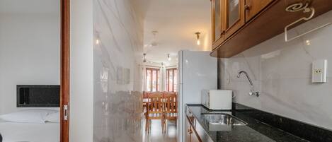 Basic Apartment | Interior