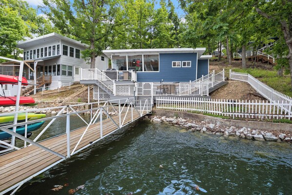 Exterior - Cozy Lake House with Dock (Rocky Mount)