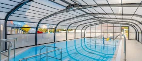 Innenpool, beheizter Pool