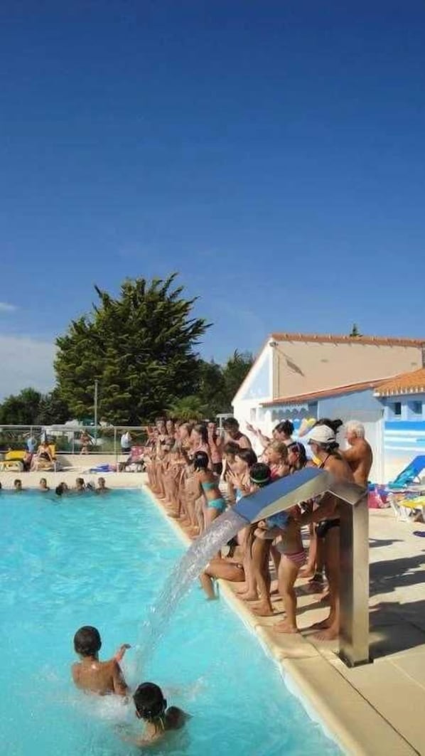 Piscine intérieure, piscine chauffée