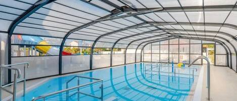 Piscine couverte, piscine chauffée