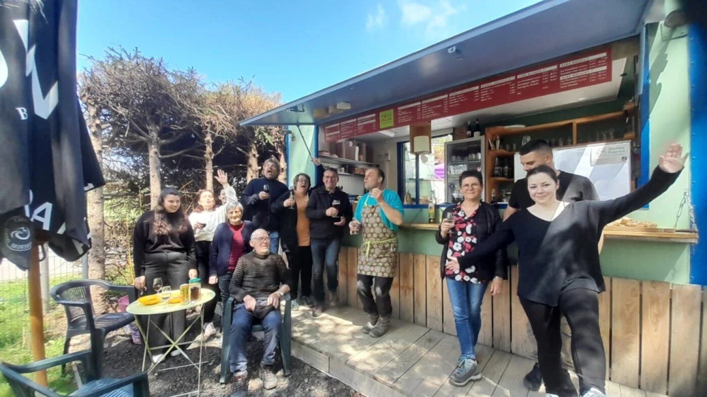 Bar (in der Unterkunft)