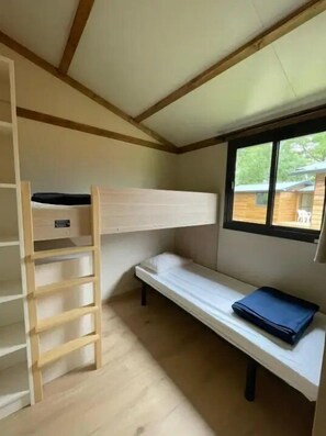 3 bedrooms