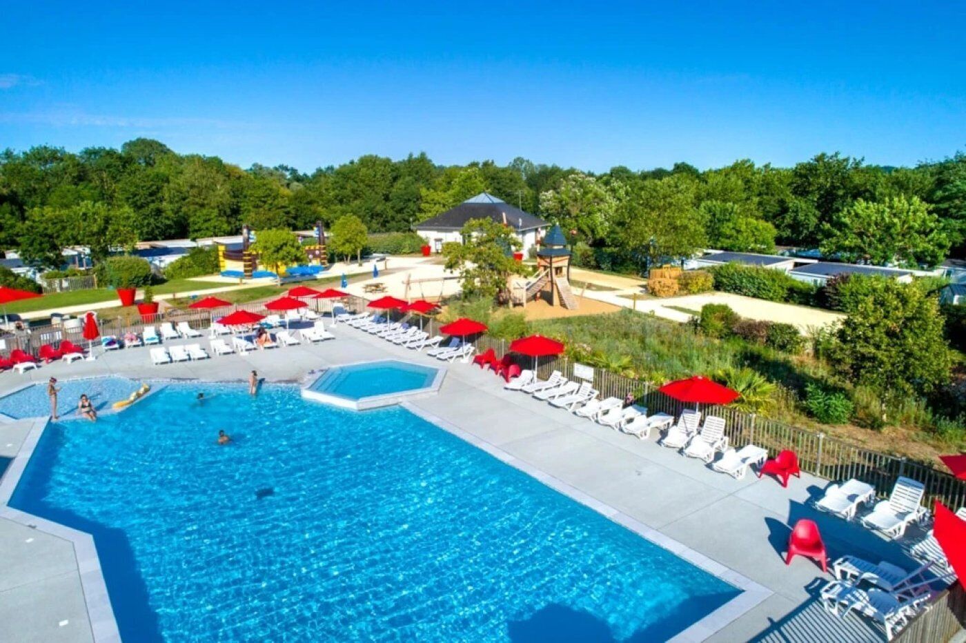 Piscine couverte, piscine chauffée