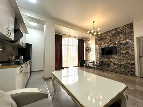 Serene 2-bedroom apartment in Yerevan