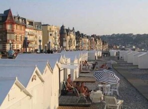 Servei de restauració a l'aire lliure
