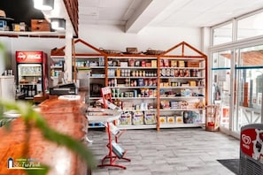Gift shop