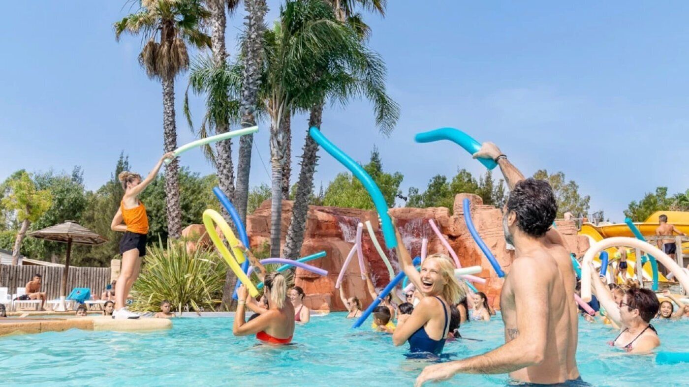 Lämmitetty uima-allas