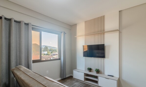 Basic Apartment | Living area - Ctds - Apartments in the Center of Penha! (Penha)