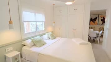 2 slaapkamers, een strijkplank/strijkijzer, wifi, beddengoed