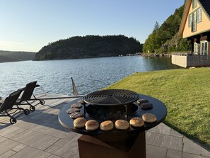 Terrace/patio - Log cabin with pool, sauna and boat by Torreby Castle | SE09080 (Munkedal)