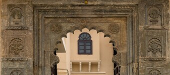 RajMahal- Live Like Royalty 446-Year-Old Stay 7BR -Homeyhuts