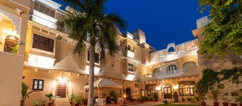 RajMahal- Live Like Royalty 446-Year-Old Stay 7BR -Homeyhuts