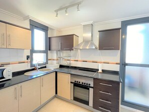 Een oven, een kookplaat