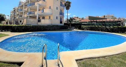 3 bedroom apartment only 200 meters from the beach.