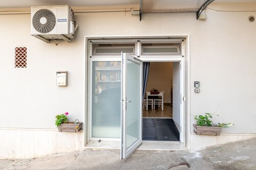 Apartment 'Spine Bianche' with Wi-Fi and Air Conditioning