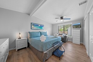 2 bedrooms, iron/ironing board, free WiFi, bed sheets