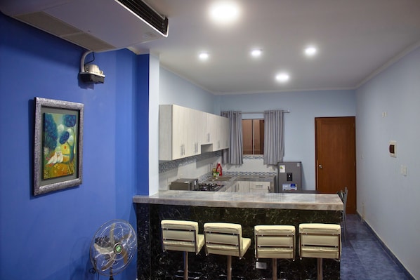 Fridge, microwave, oven, stovetop