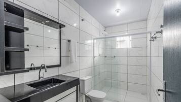 Eenvoudige villa | Badkamer
