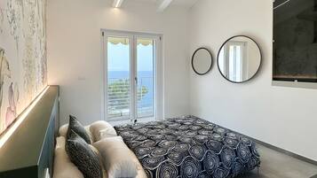 Villa, 2 habitaciones, alberca privada, vista al mar | Vista al agua