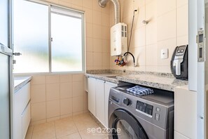 Basic Apartment | Interior