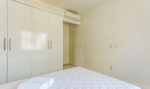 Basic Apartment | 3 bedrooms, free WiFi