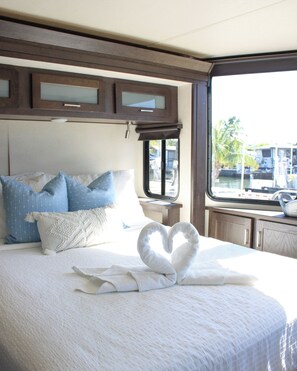 3 makuuhuonetta, Wi-Fi, vuodevaatteet