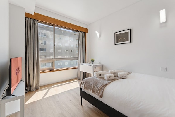 1 chambre, fer et planche à repasser, accès Internet, draps fournis