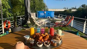 Buiten dineren