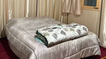 1 bedroom, WiFi, bed sheets