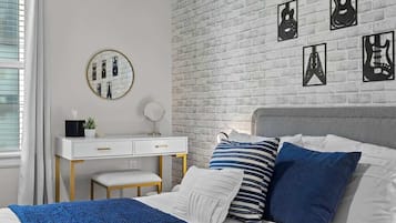 2 bedrooms, iron/ironing board, WiFi, bed sheets