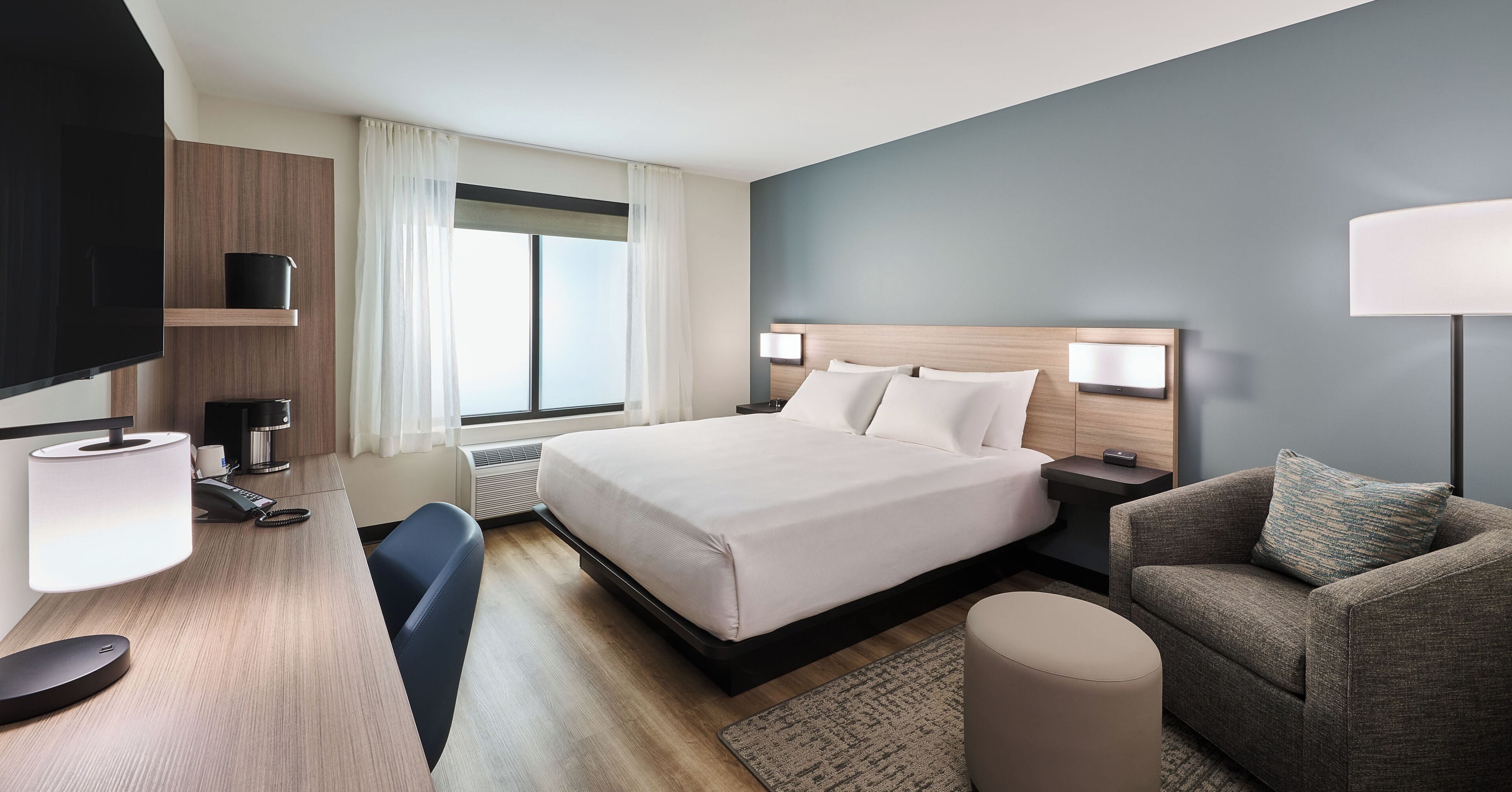 Room, 1 King Bed, Roll-in Shower (Accessible) | Desk, laptop workspace, iron/ironing board, free WiFi