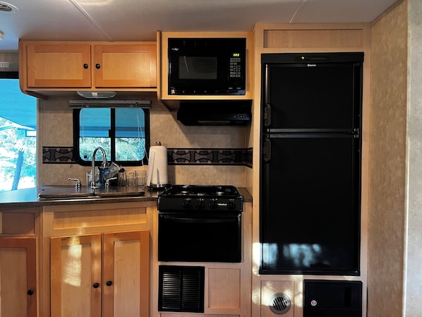 Microwave, oven, stovetop