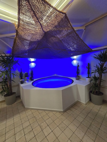 At 50m from the sea, the whirlpool the perfect complement to your relaxing vacation
