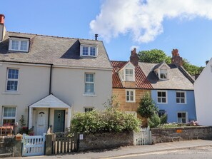 Exterior - Woodbine Cottage (Whitby)