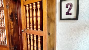 Standard Room, 1 Double Bed, Shared Bathroom (ELA 2) | Premium bedding, free WiFi, bed sheets