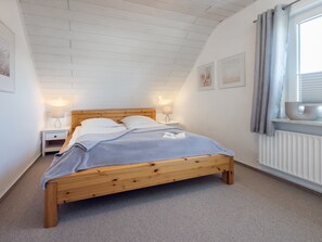 2 chambres, lit parapluie, Wi-Fi gratuit, draps fournis