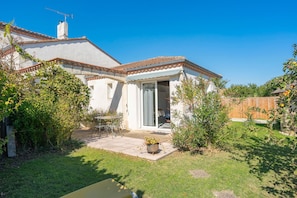 Exterior - Villa Bleu Océan – Studio Cordouan, near beaches and Royan (Vaux-sur-Mer)