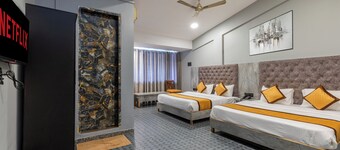 De Classico Hotel - Lokhandwala