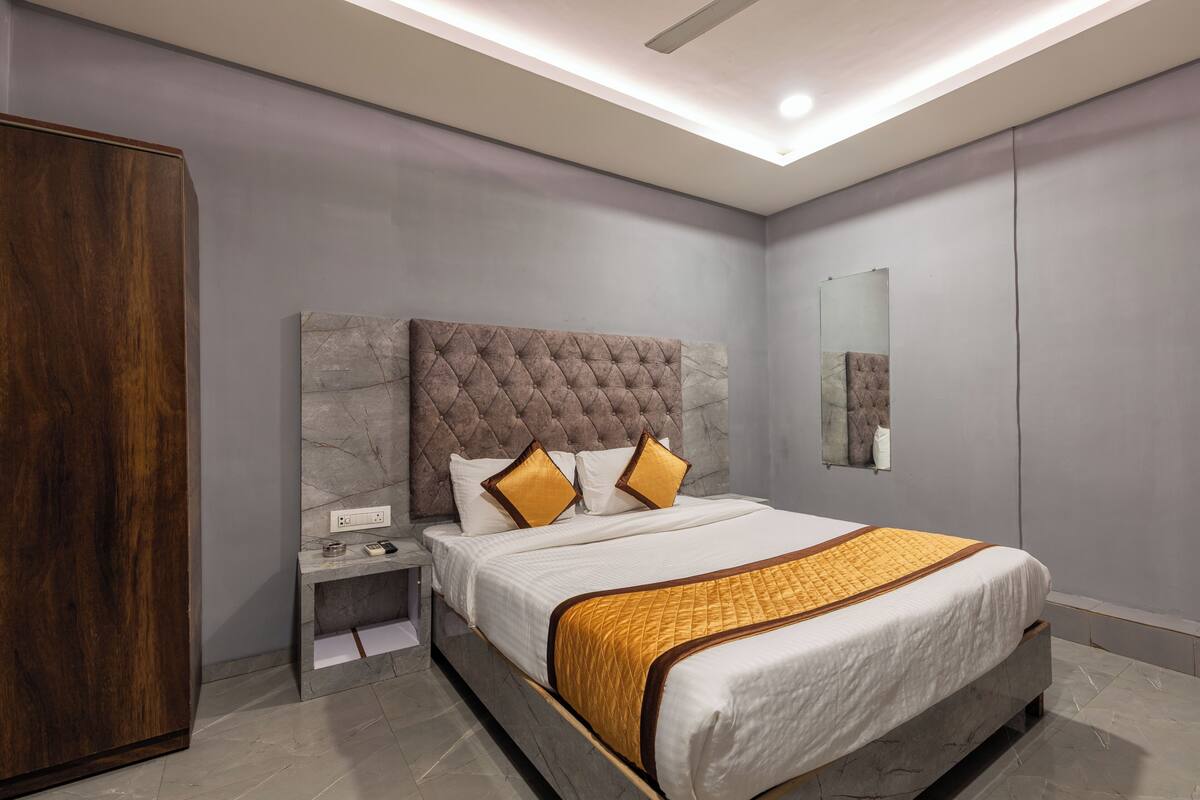 Deluxe Double Room | Free WiFi