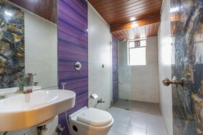 Chambre Double Deluxe | Salle de bain
